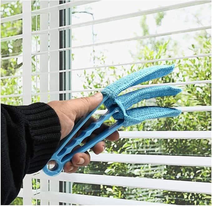 3 in 1 Cleaning Brush