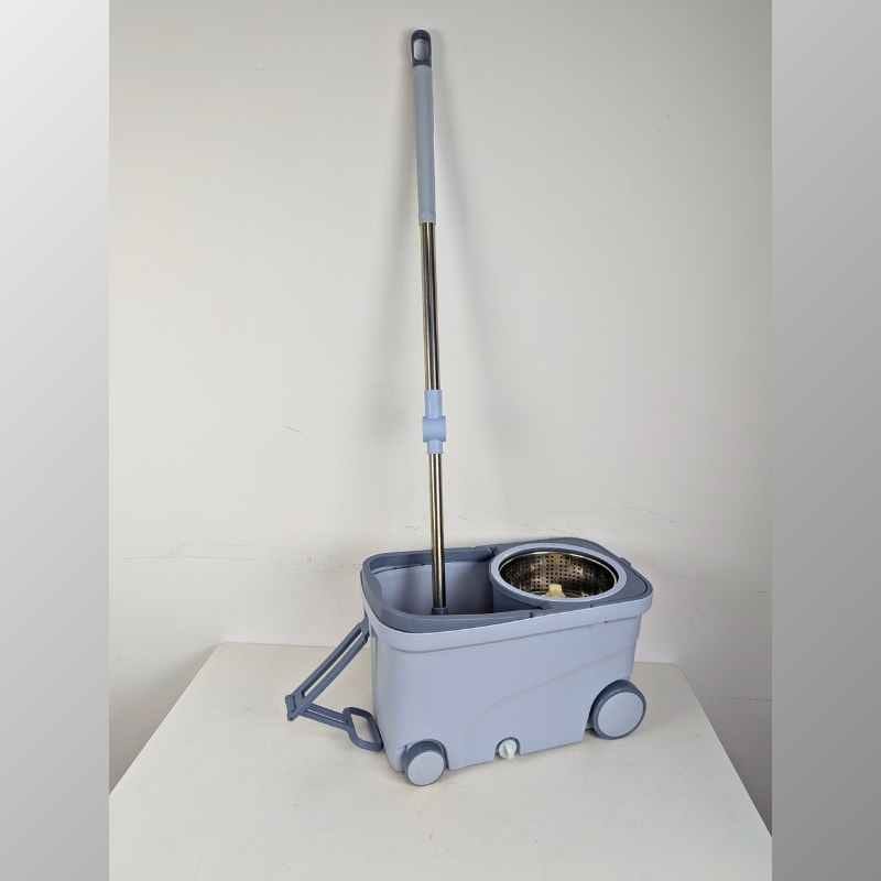 Spin mop with 4 wheel 15 litter mop-001